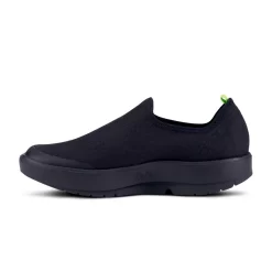 OOFOS Women's OOmg EeZee Low - Black -Oofos 5072BLKBLK shot4 40340.1689794227