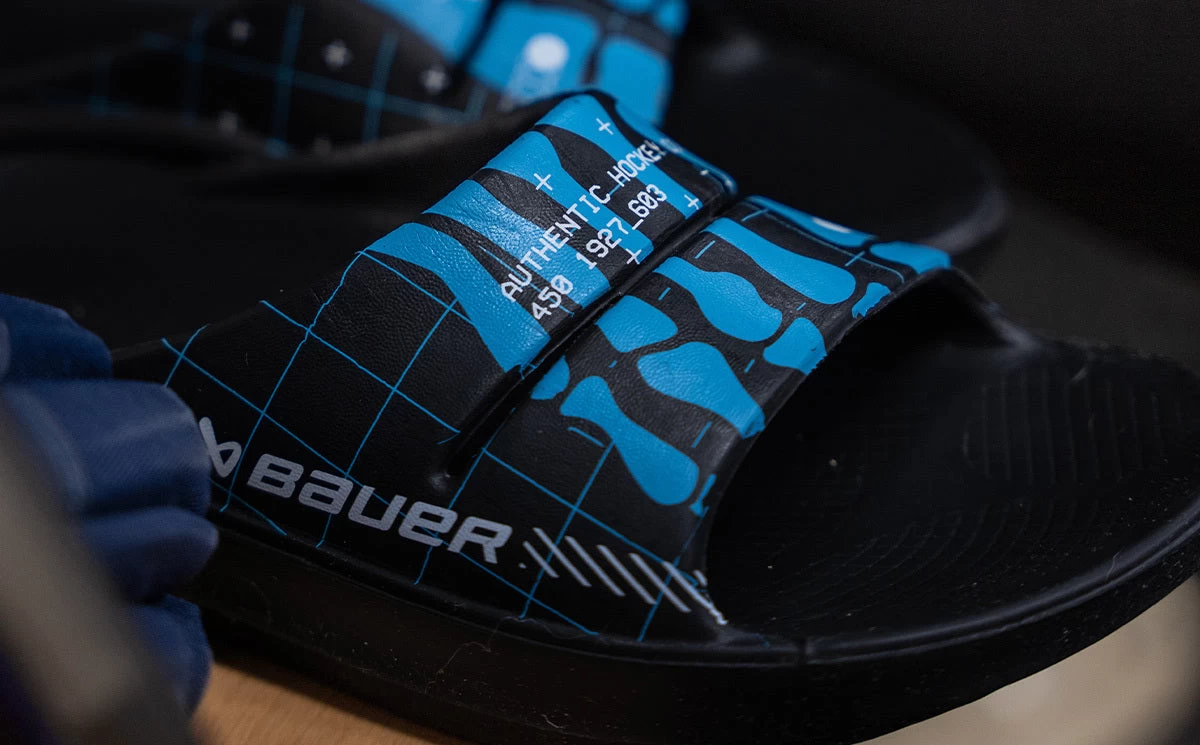 BAUER/OOFOS Women's OOahh Limited Slide Sandal – Bauer Skeleton 3 BAUER/OOFOS Women's OOahh Limited Slide Sandal – Bauer Skeleton - Image 3