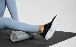 OOfos Women's OOmg Sport Low Shoe - White Black 14 OOfos Women's OOmg Sport Low Shoe - White Black -Oofos MicrosoftTeams image 9